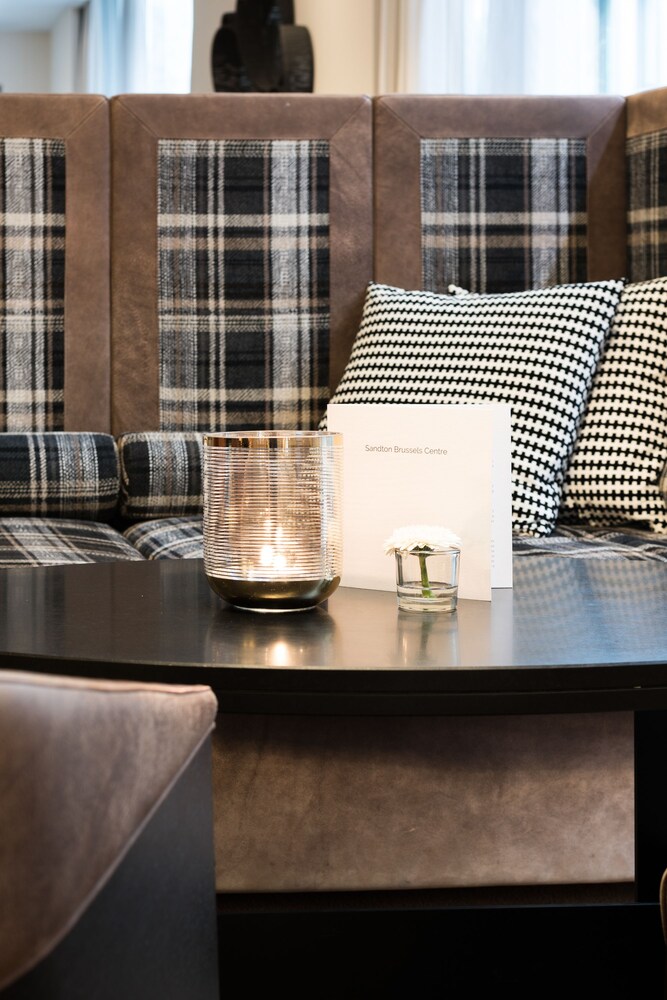 Hotel Lounge