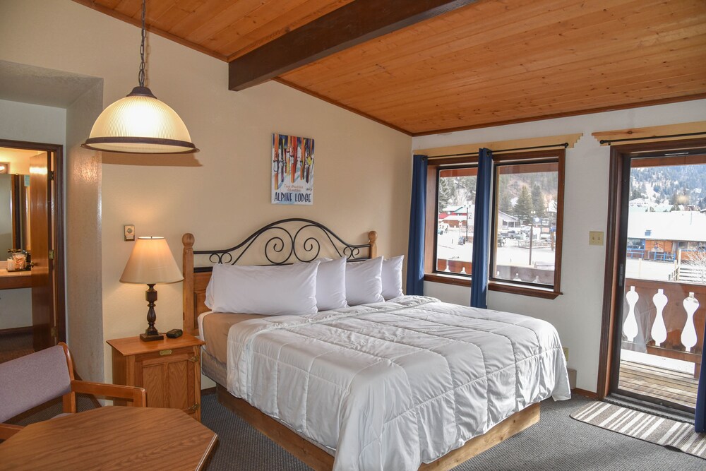 Guestroom View