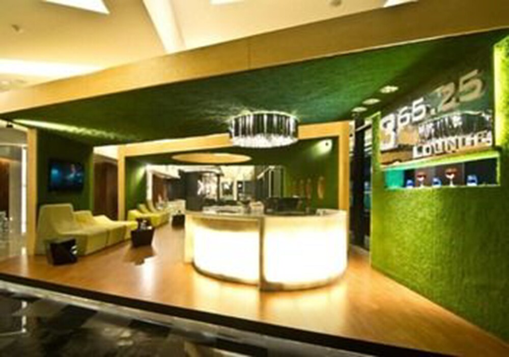 Hotel Bar