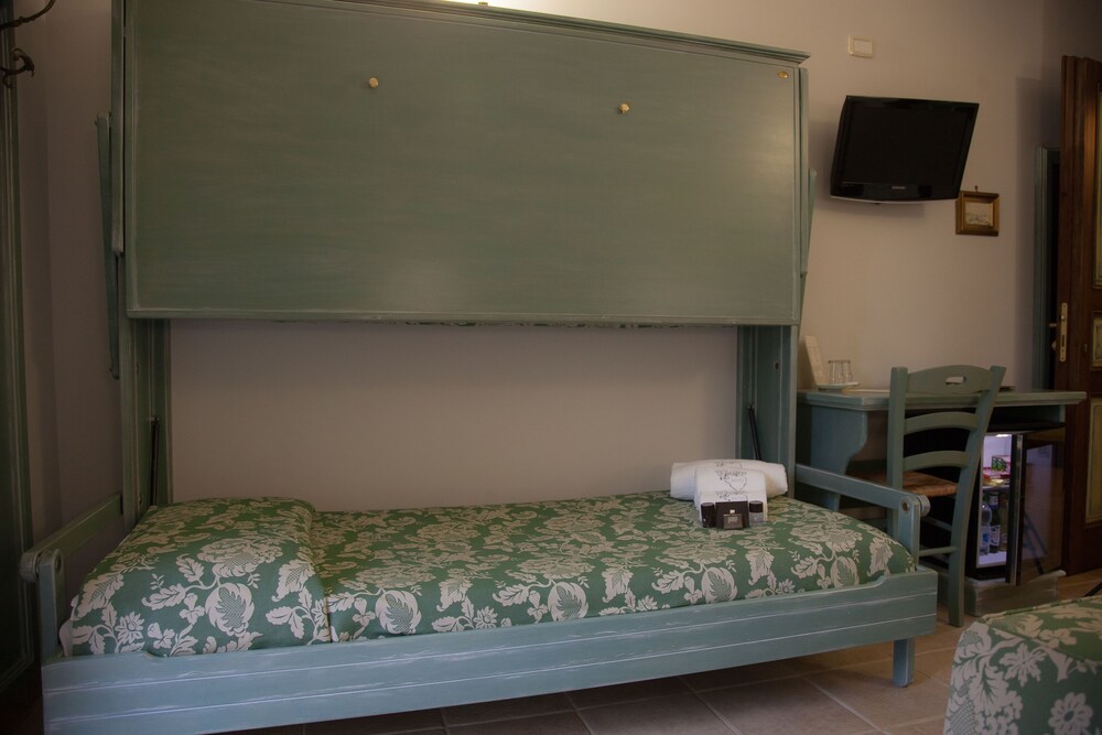 Minibar