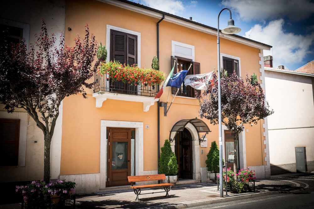 Facciata hotel
