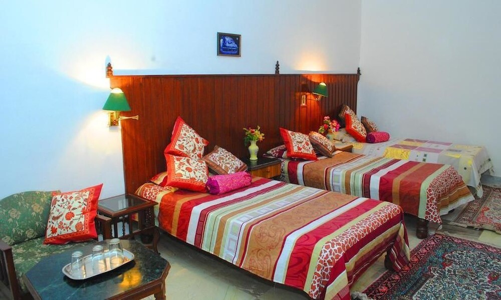 Guestroom