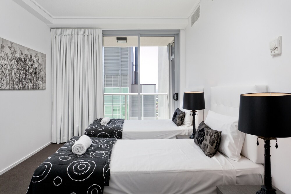 Apartment, 3 Bedrooms - Guestroom