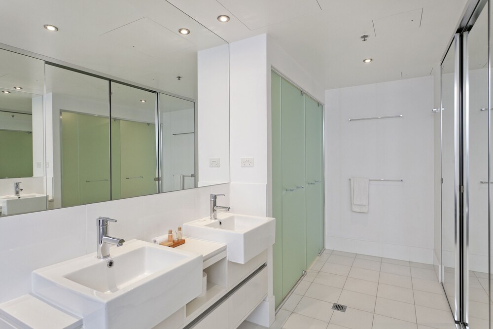 Apartment, 3 Bedrooms - Bathroom