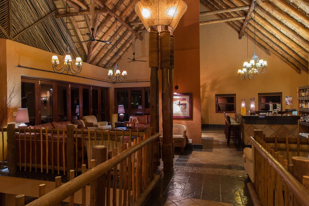Hotel Lounge
