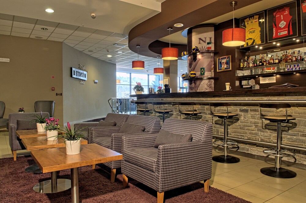 Hotel Bar