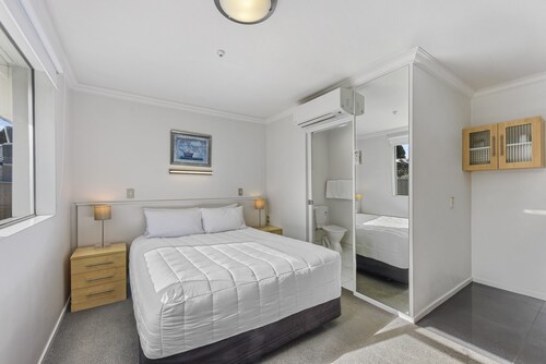 The Hotel Nelson