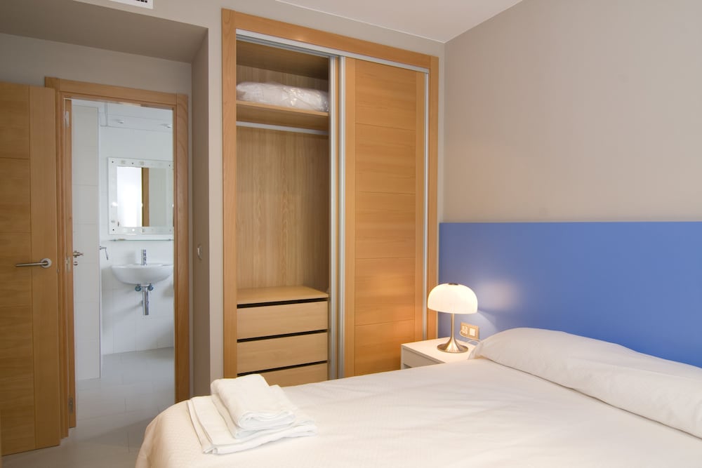 Standard Apartment, 2 Bedrooms - Guestroom