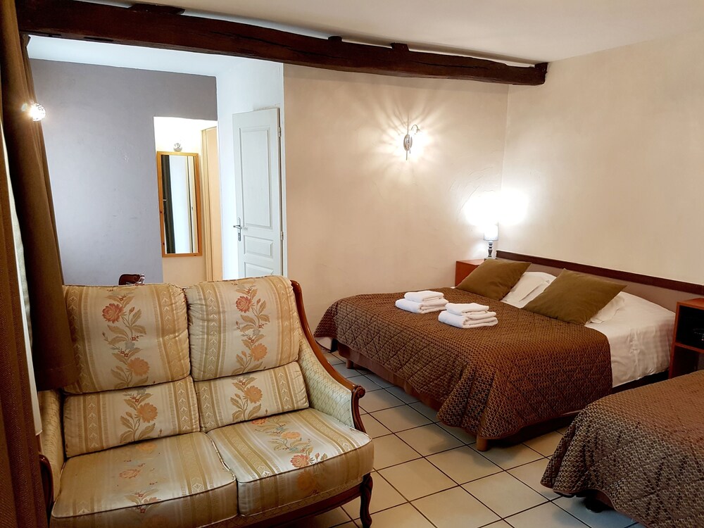 Guestroom