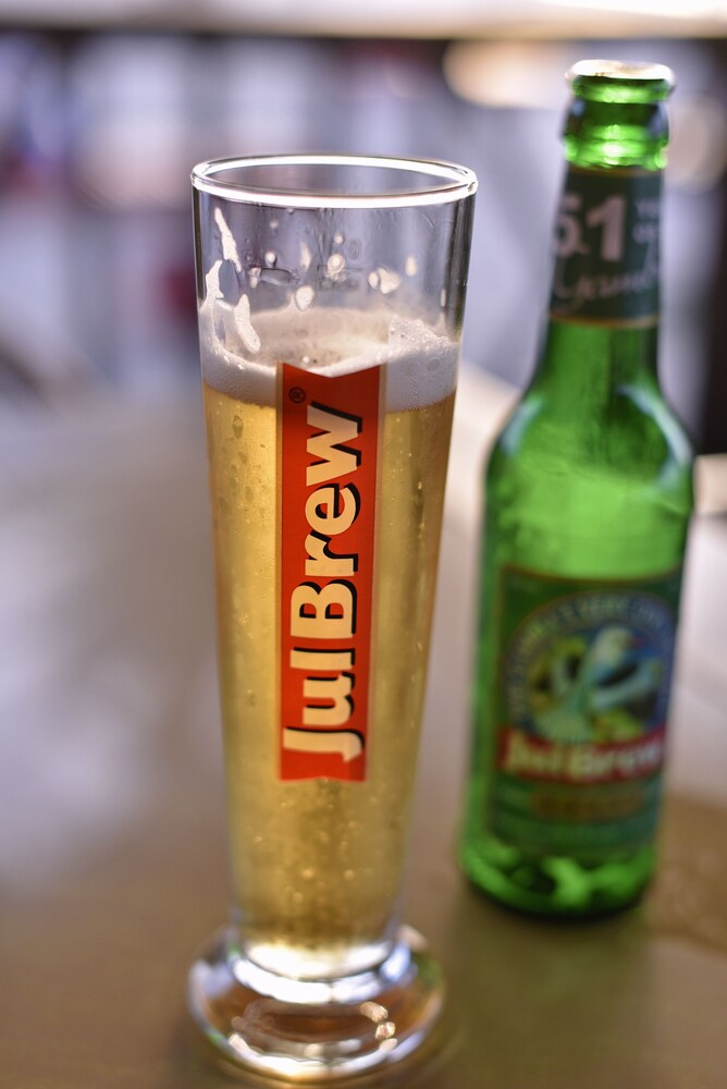 Hotel Bar