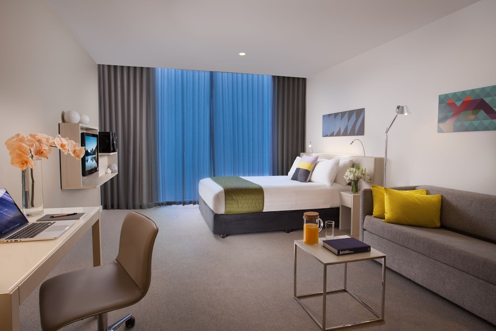 Deluxe Studio Apartment - Guestroom