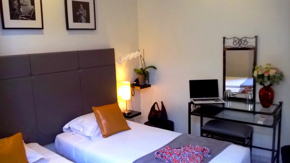 Guestroom