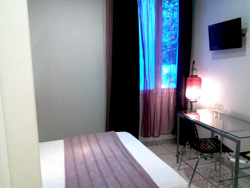 Guestroom