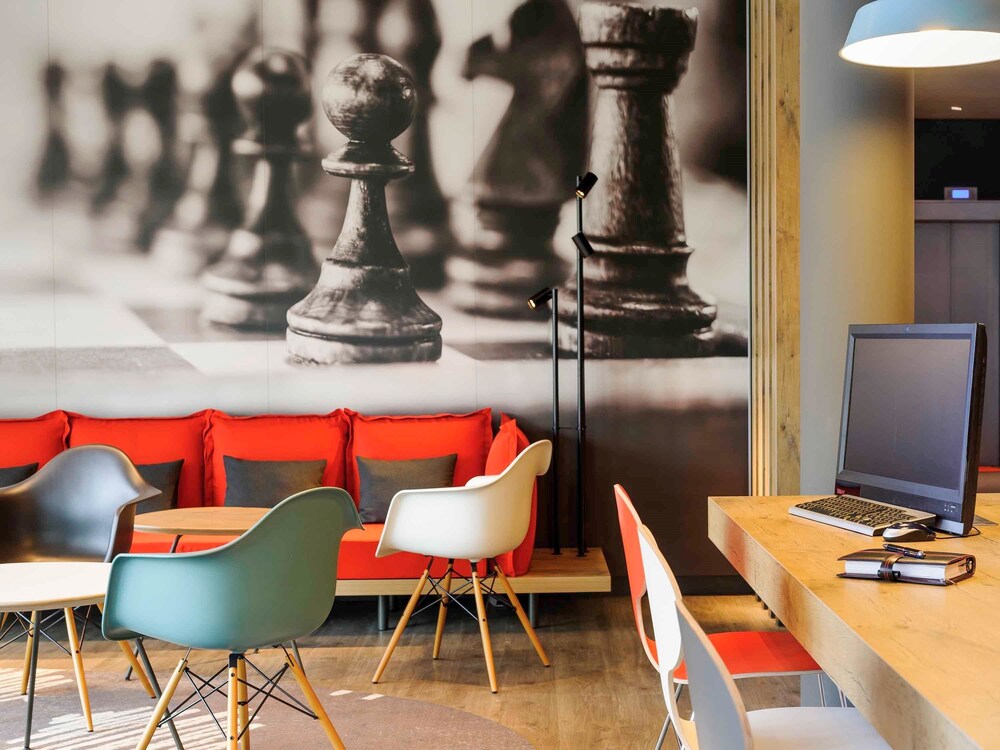 Lobby-Lounge