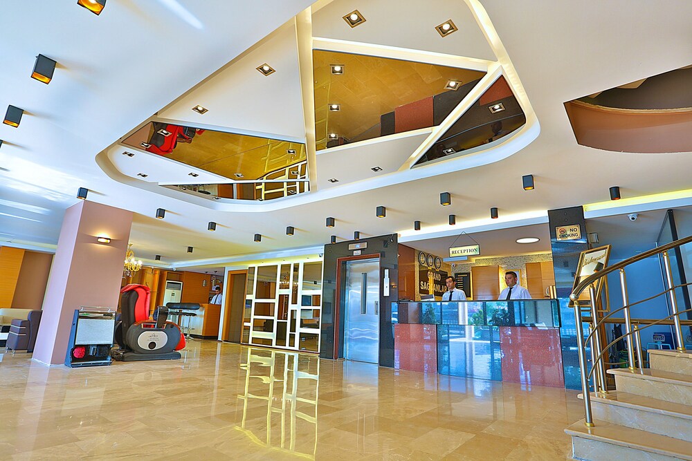 Hotel Lounge