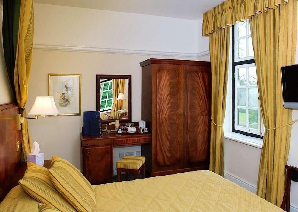 Guestroom View