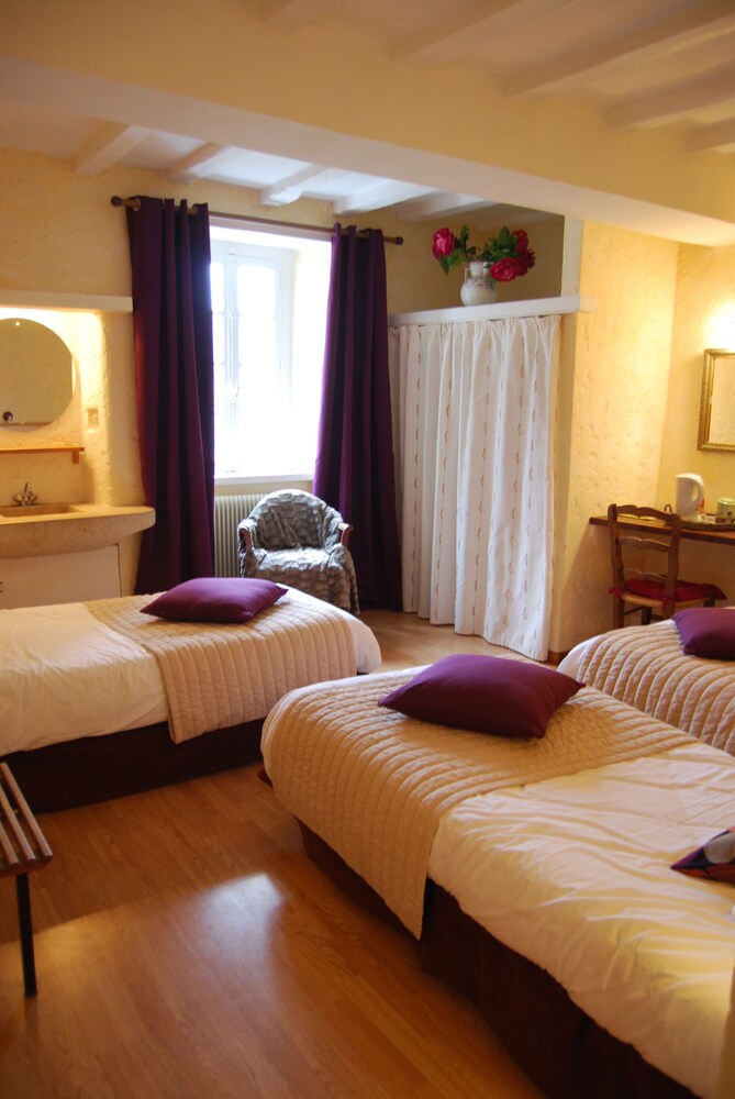 Guestroom
