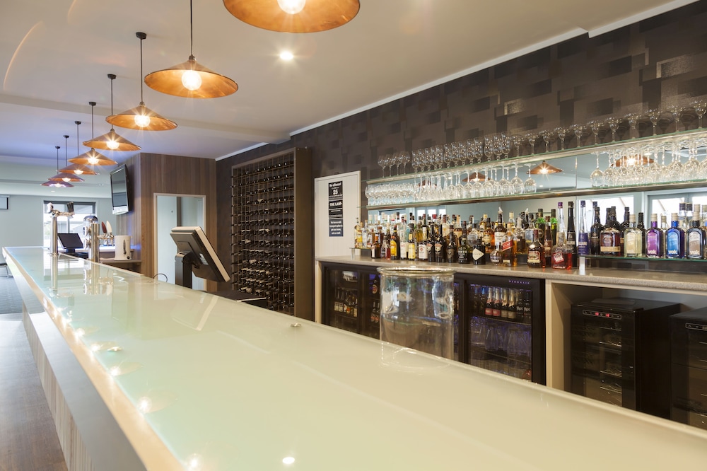 Hotel Bar
