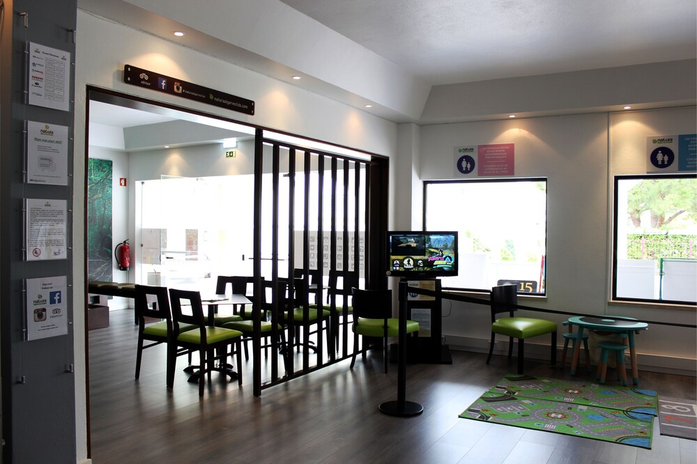 Childrens Play Area - Indoor