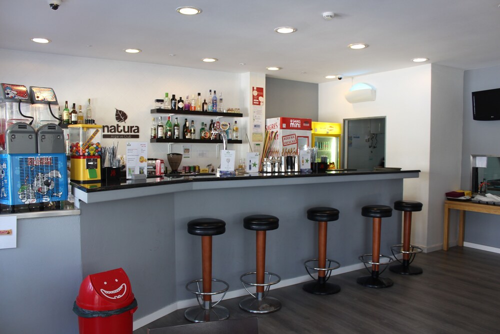 Hotel Bar