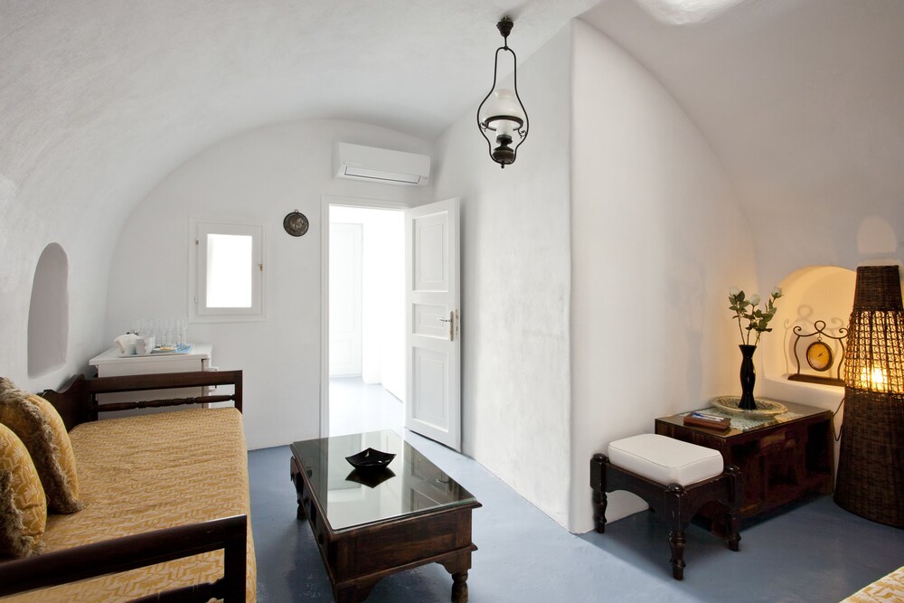 Luxury Villa, Sea View (Cave, Private Hot Tub) - Living Area