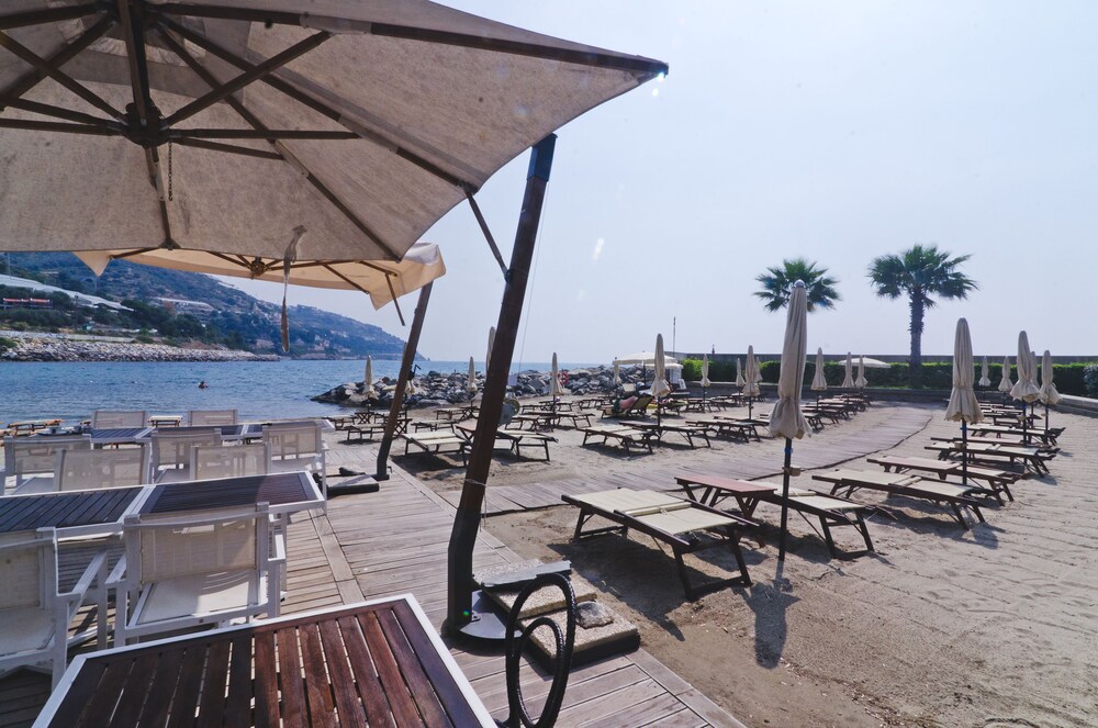 Sundeck