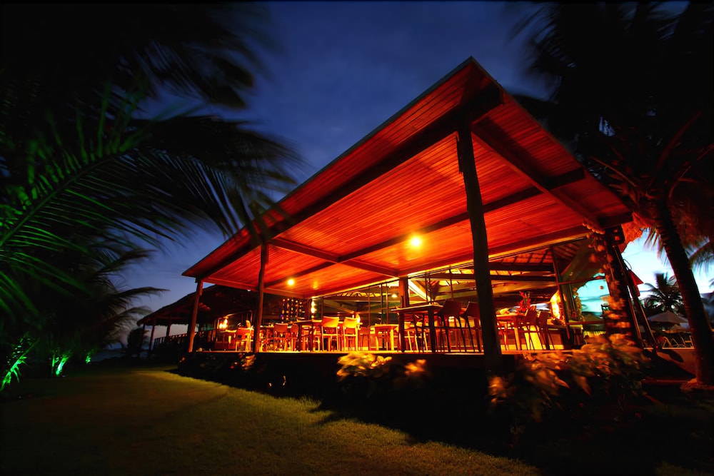 Hotel Bar