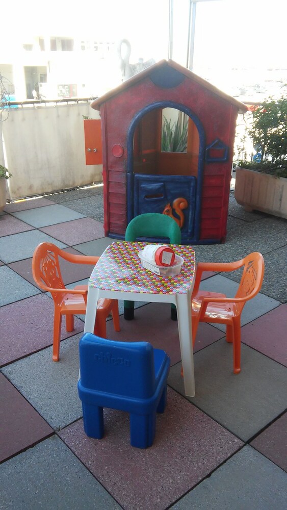Childrens Area