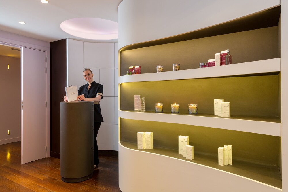Spa Reception