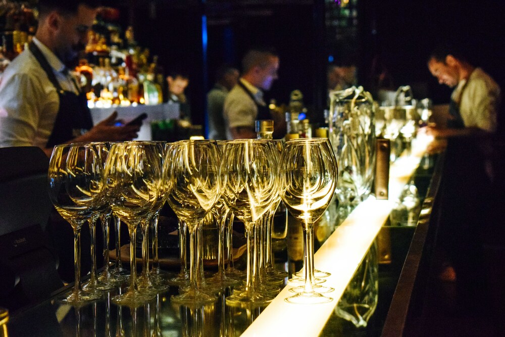 Hotel Bar