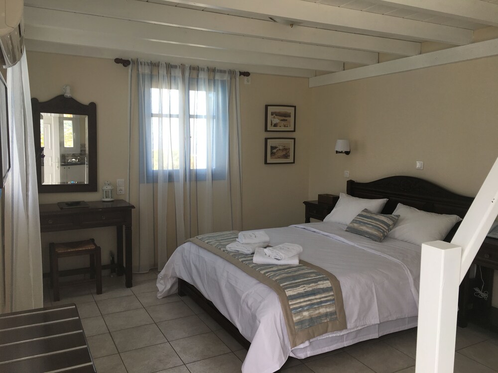 Studio, Hot Tub - Guestroom
