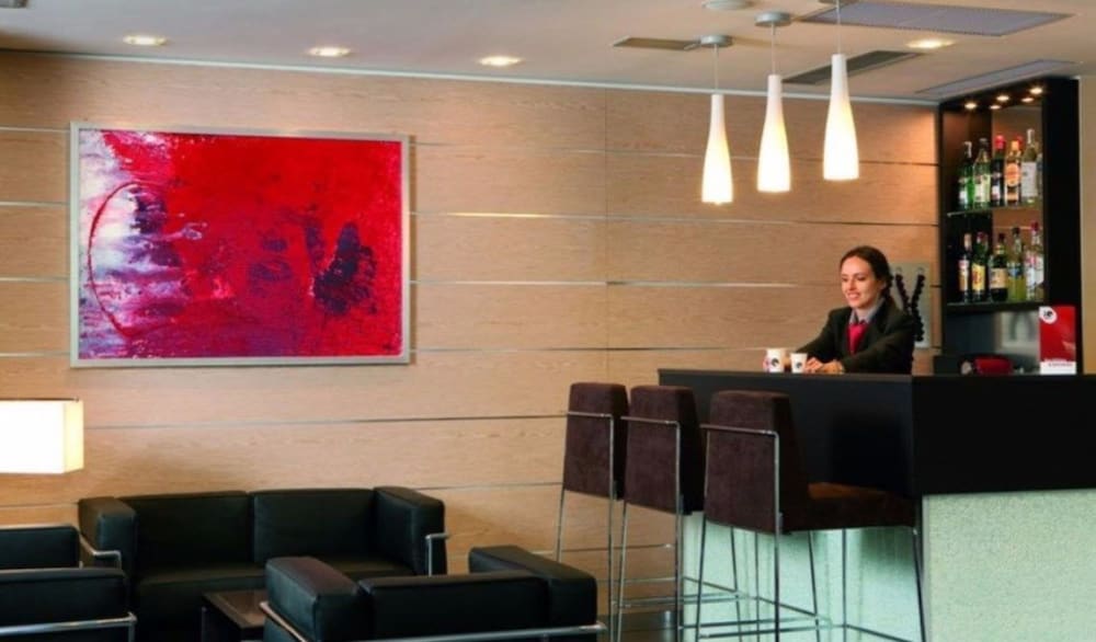 Hotel Bar