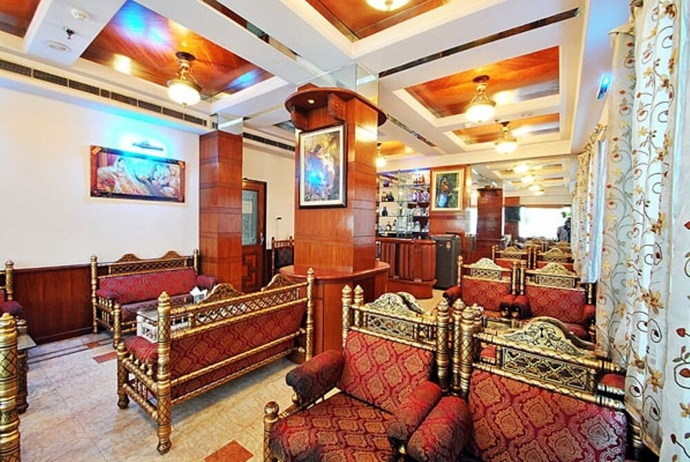 Hotel Bar