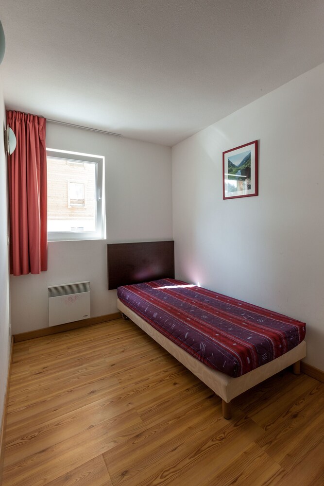 Studio (3 People) - Guestroom