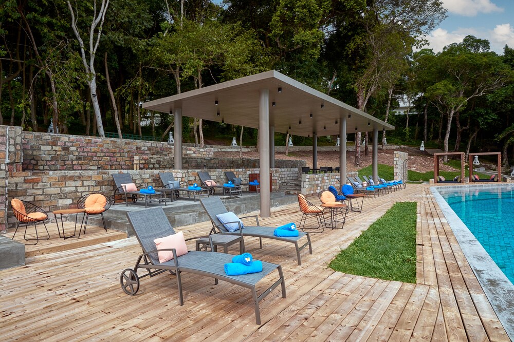Sundeck