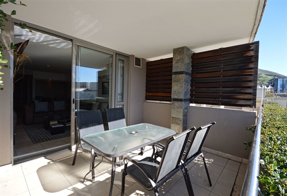 Studio - Balcony