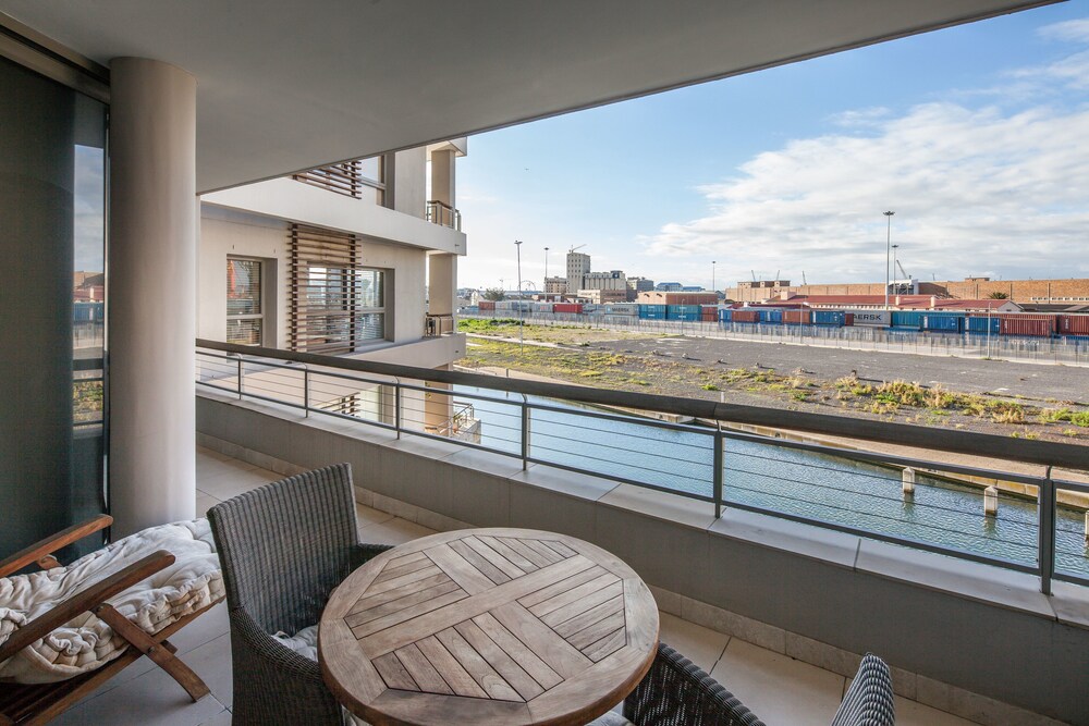 Executive Room, 2 Bedrooms - Balcony