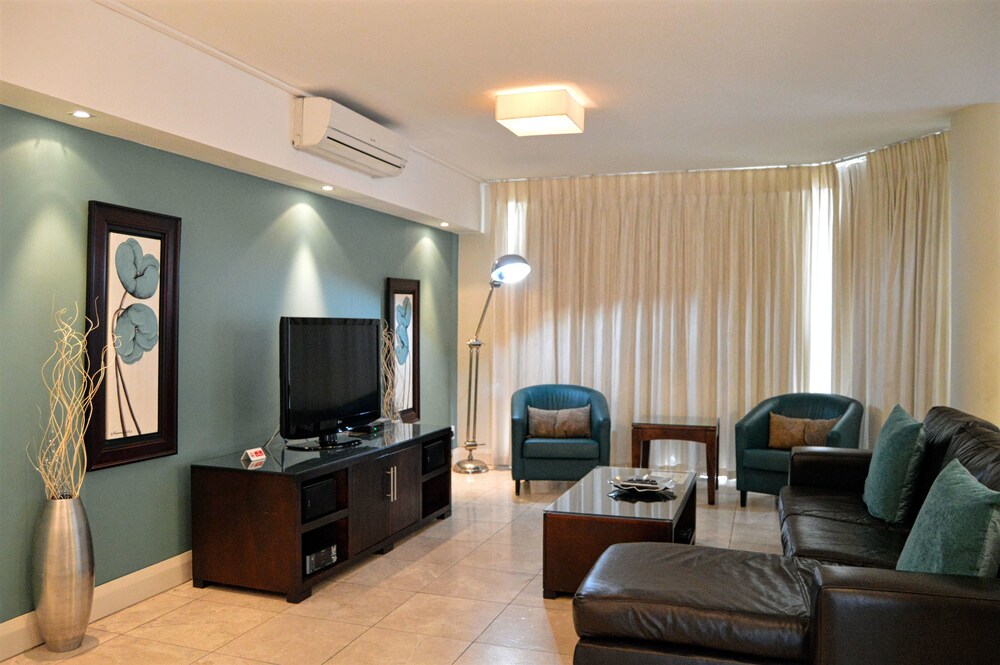 Executive Room, 1 Bedroom - Living Area