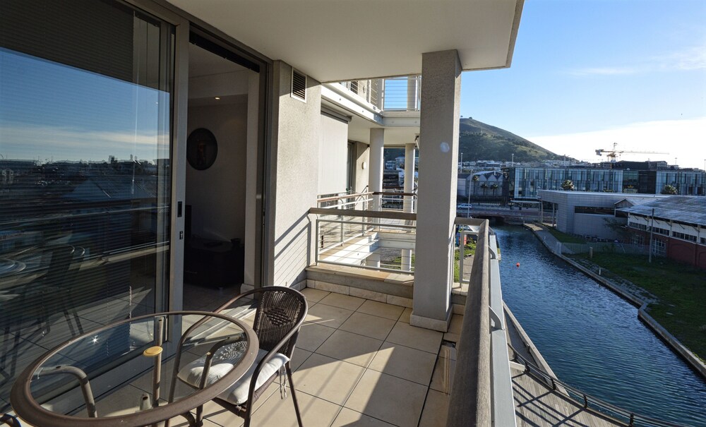 Studio - Balcony