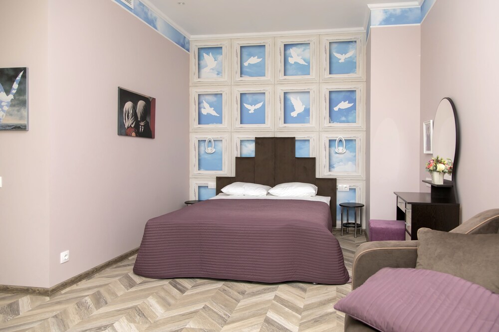 Guestroom