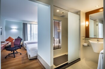Guestroom View