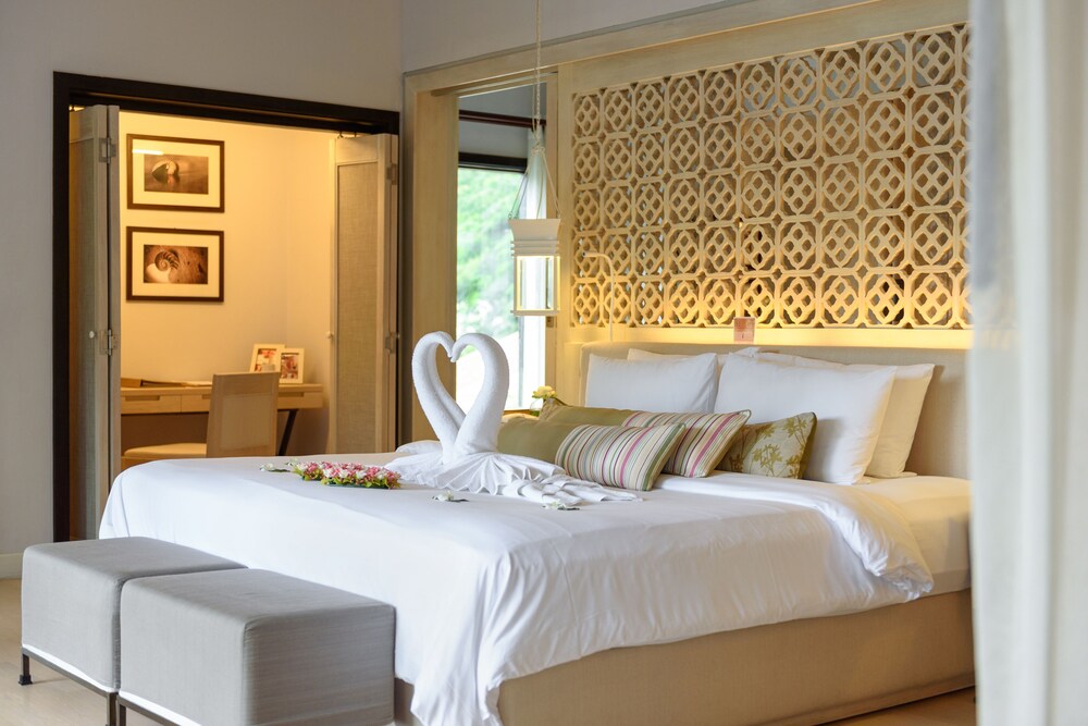 One Bedroom Pool Villa (adults only hotel) - Guestroom