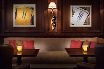 Sports Bar