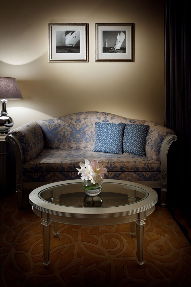 Superior Suite, 1 Bedroom - Guestroom