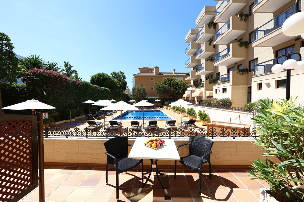 Sundeck