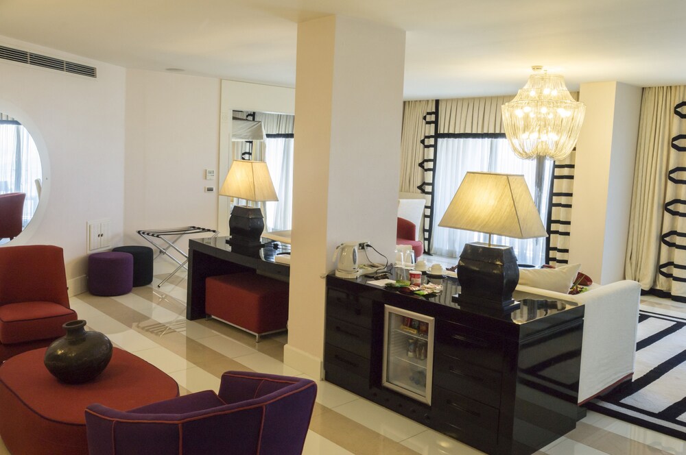 Minibar