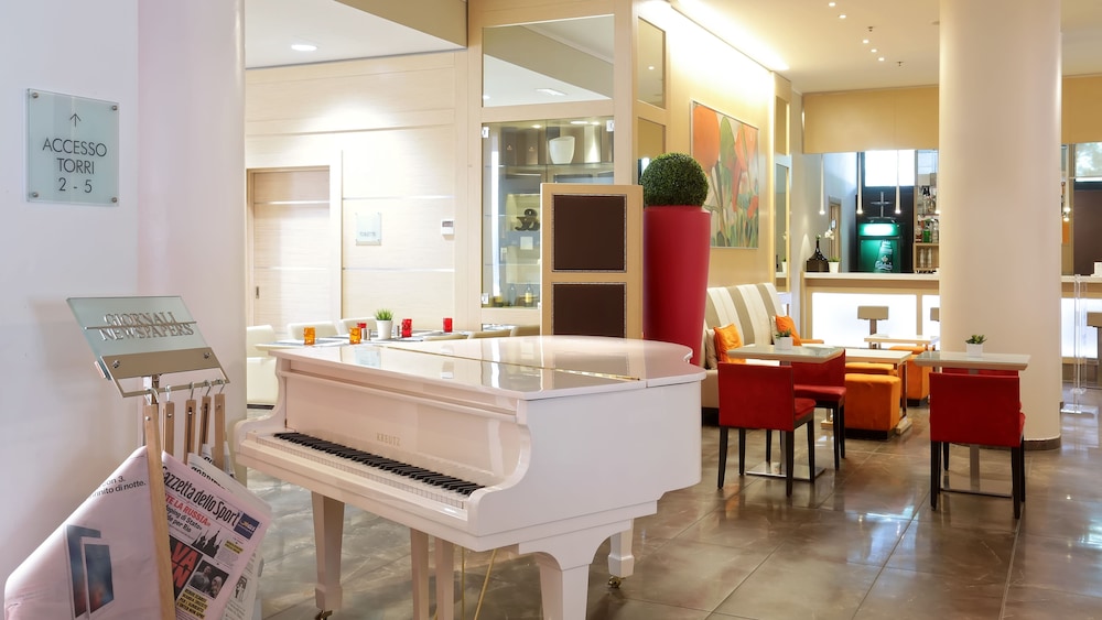Hotel Lounge