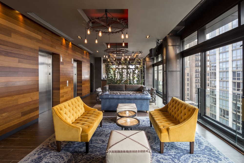 Hotel Lounge