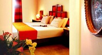 Classic Suite, Partial Sea View