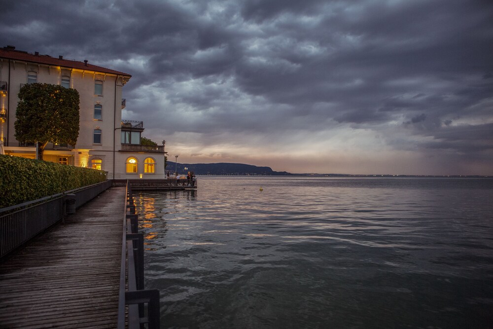 Lake View
